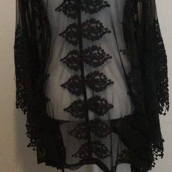 XCVI black lace top, Size Medium/Large - Picture 7 of 9